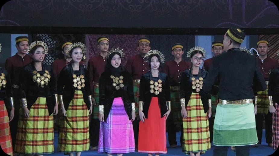 Kompetisi Paduan Suara 10